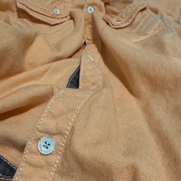 Button down shirt - Picture 7 of 9